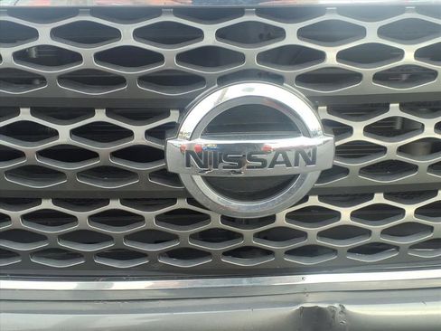 Used 2017 Nissan Titan SV RWD image 26