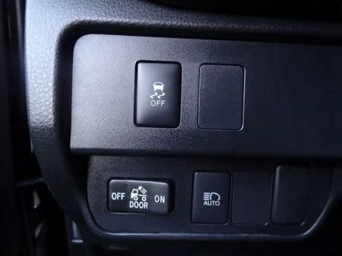 Used 2022 Toyota Tacoma SR5 image 11