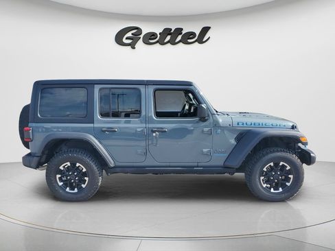 Used 2024 Jeep Wrangler Unlimited Rubicon 4xe AWD/4WD image 4