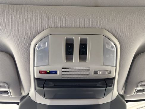 Certified 2023 Subaru Ascent Limited w/ Technology Package image 21