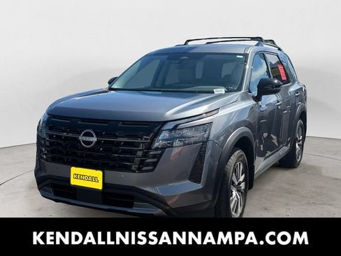 Certified 2026 Nissan Pathfinder SL AWD/4WD image 1