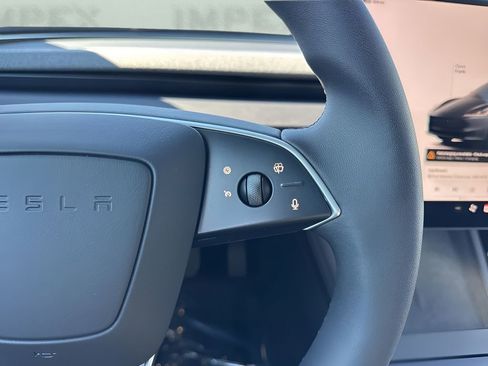 Used 2025 Tesla Model 3 Long Range image 17