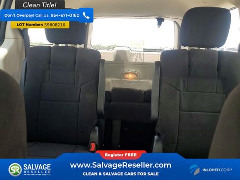 Used 2012 Dodge Grand Caravan American Value Package FWD image 13
