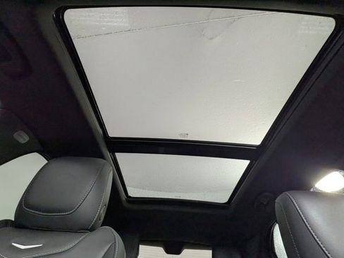 Certified 2024 Cadillac XT4 Premium Luxury w/ Cold Weather Package image 8