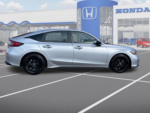 Used 2025 Honda Civic Sport image 10