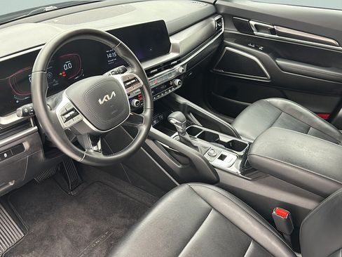 Used 2023 Kia Telluride LX AWD/4WD image 12