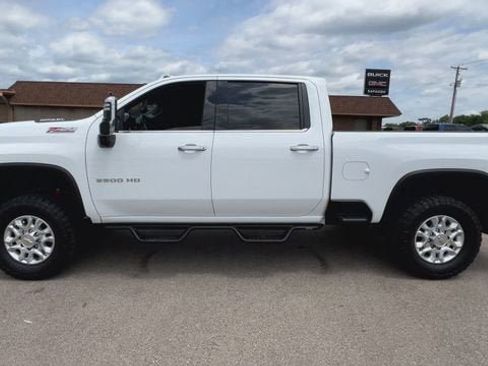 Certified 2024 Chevrolet Silverado 2500 LTZ w/ LTZ Premium Package AWD/4WD image 5
