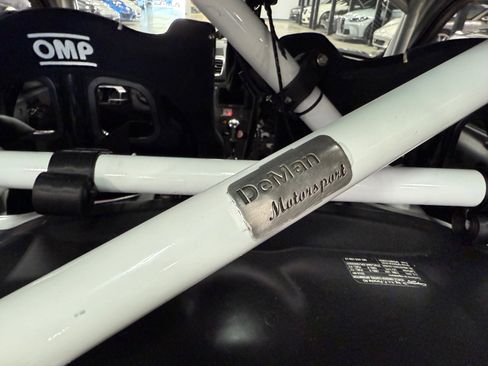 Used 2016 Porsche Cayman GT4 image 36