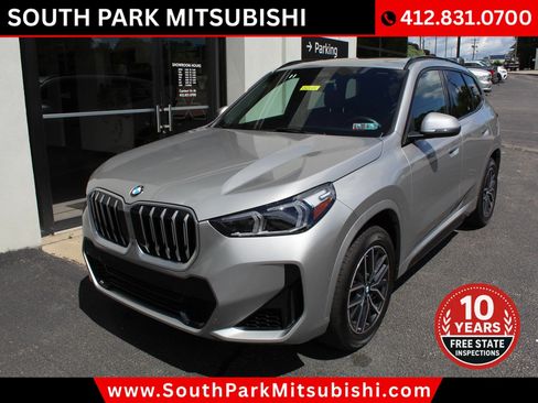 Used 2025 BMW X1 xDrive28i w/ M Sport Package AWD/4WD image 3