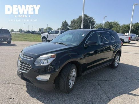 Used 2017 Chevrolet Equinox LT AWD/4WD image 3