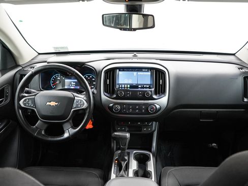 Used 2020 Chevrolet Colorado LT w/ LT Convenience Package AWD/4WD image 13
