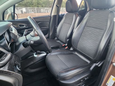 Used 2016 Buick Encore Convenience image 27