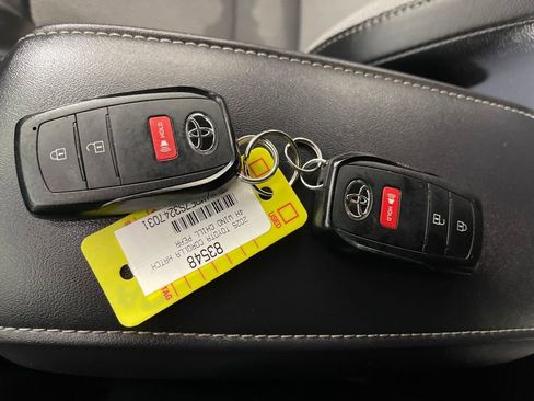 Used 2025 Toyota Corolla XSE FWD image 24