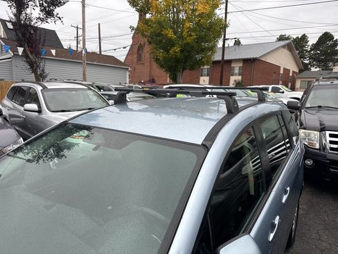 Used 2012 MAZDA MAZDA5 Sport image 4