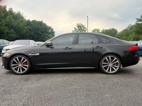 Used 2016 Jaguar XF S RWD image 2
