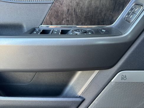 New 2026 Ford F250 Lariat w/ Black Appearance Package image 10