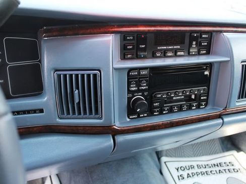 Used 1996 Buick Roadmaster Limited RWD image 21