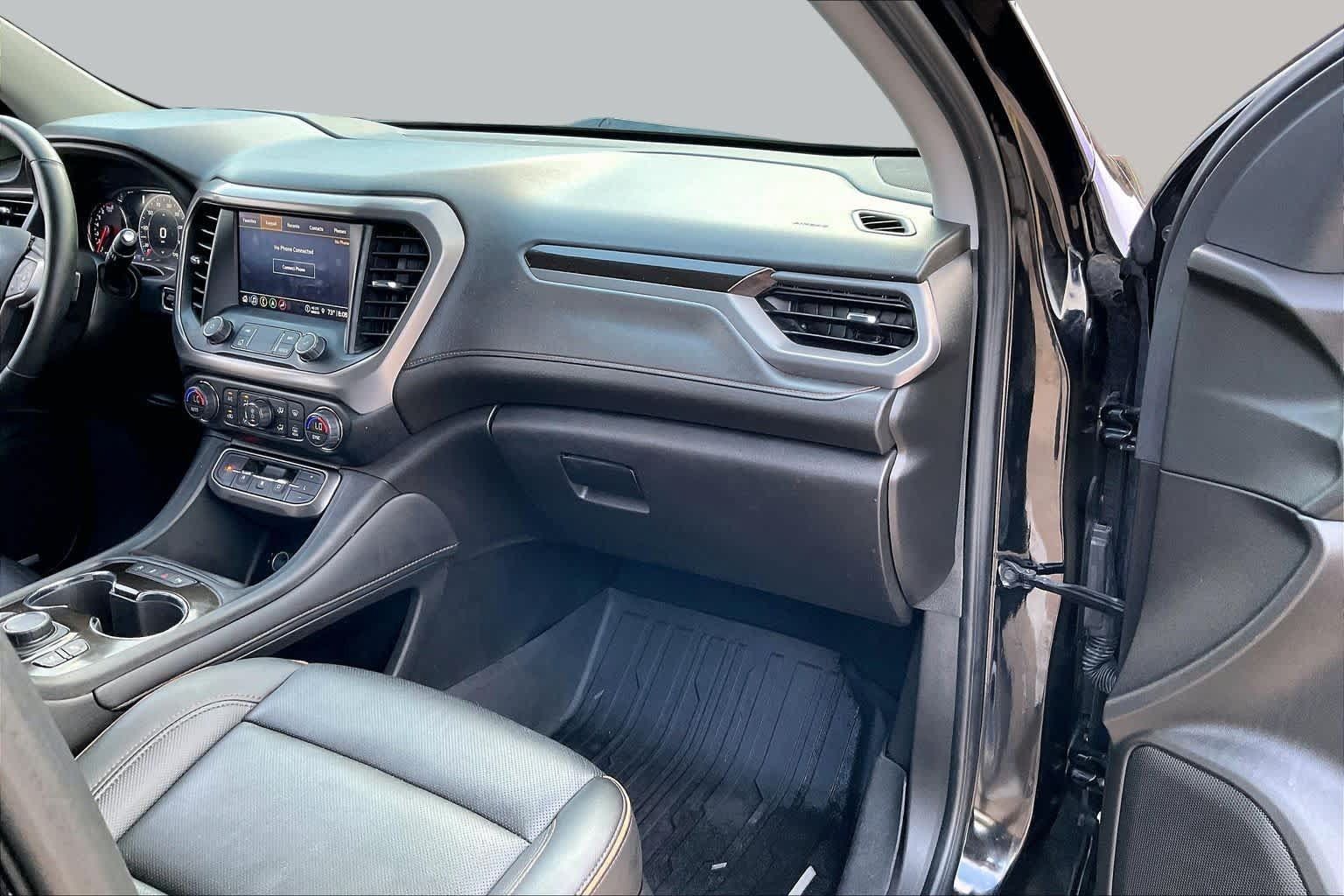Used 2023 GMC Acadia AT4 w/ Technology Package AWD/4WD image 16