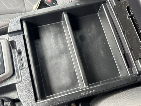 Used 2016 Toyota Tacoma TRD Off-Road w/ Towing Package image 28