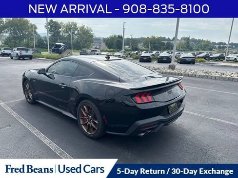 Used 2024 Ford Mustang GT Premium RWD image 6