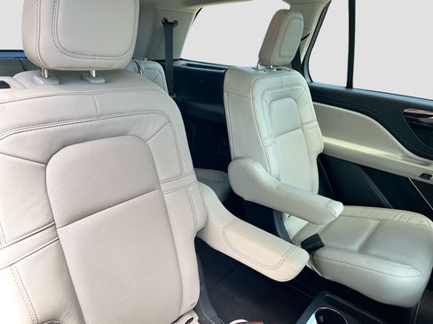 Used 2025 Lincoln Aviator Reserve w/ Illumination Package AWD/4WD image 30