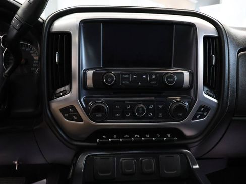 Used 2015 GMC Sierra 2500 SLT w/ Driver Alert Package AWD/4WD image 18