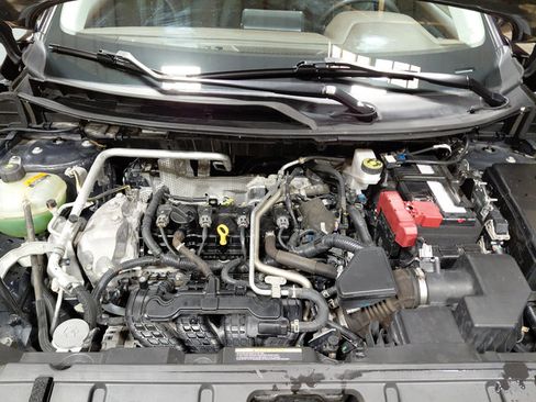 Used 2021 Nissan Rogue SV AWD/4WD image 13