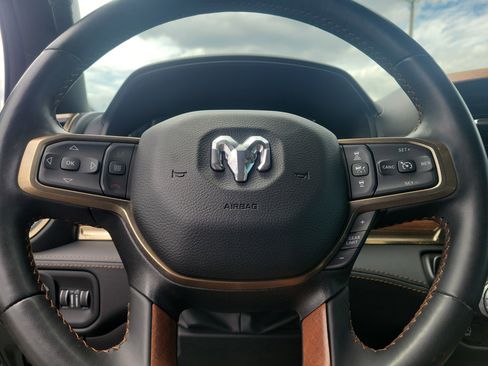 Used 2023 RAM 1500 Limited AWD/4WD image 18