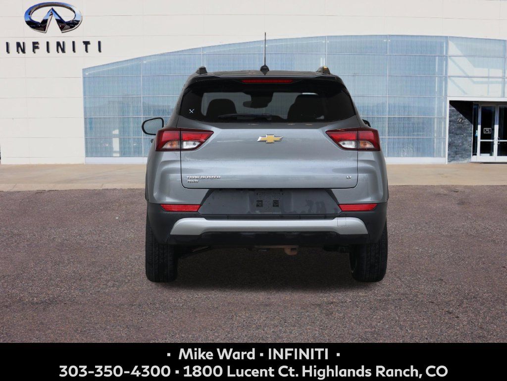 Used 2025 Chevrolet TrailBlazer LT AWD/4WD image 6
