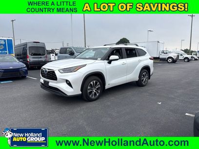 Used 2023 Toyota Highlander XLE