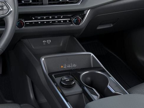 New 2026 Chevrolet Equinox LT w/ Convenience Package II AWD/4WD image 35