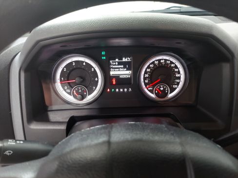 Used 2017 RAM 1500 ST w/ SXT Appearance Group AWD/4WD image 9