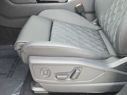 New 2026 Audi SQ5 Premium Plus AWD/4WD image 17
