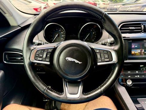 Used 2018 Jaguar F-PACE Prestige AWD/4WD image 37