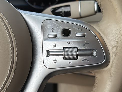 Used 2019 Mercedes-Benz S 560 Sedan image 18