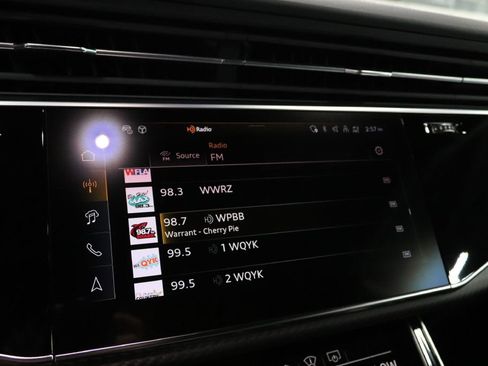 Used 2024 Audi SQ8 Prestige w/ Prestige Package image 32