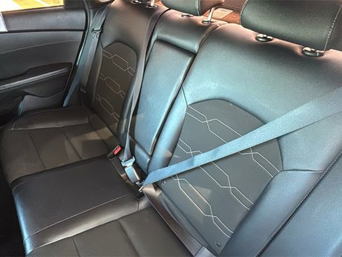 Used 2021 Kia Forte GT-Line image 22