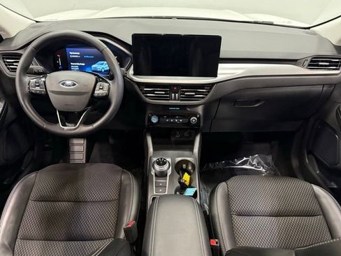 Used 2024 Ford Escape SE image 34