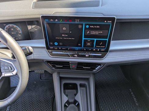 New 2026 Volkswagen Tiguan SE image 17