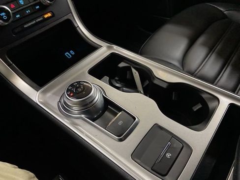 Used 2023 Ford Edge SEL image 45