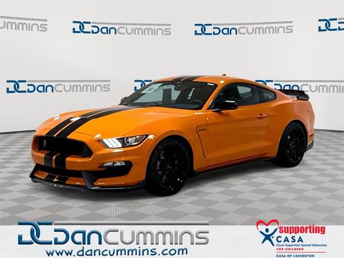Used 2020 Ford Mustang Shelby GT350 w/ Technology Package image 1