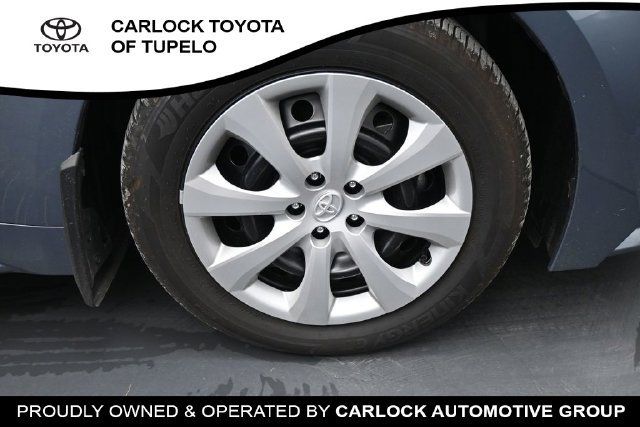 Used 2026 Toyota Corolla LE FWD image 36