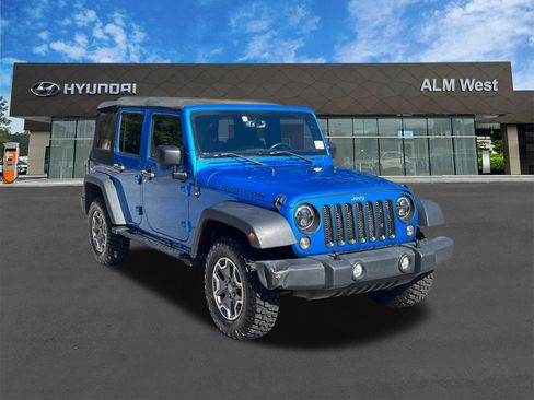 Used 2015 Jeep Wrangler Unlimited Rubicon w/ Max Tow Package image 3