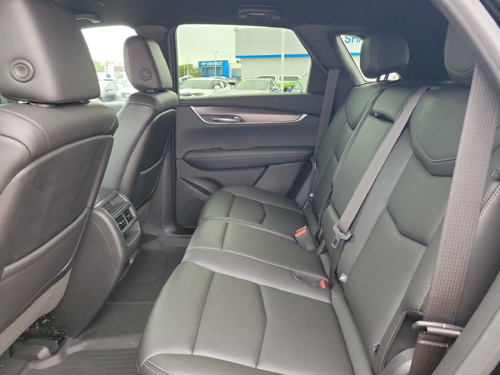 Used 2022 Cadillac XT5 Luxury AWD/4WD image 26