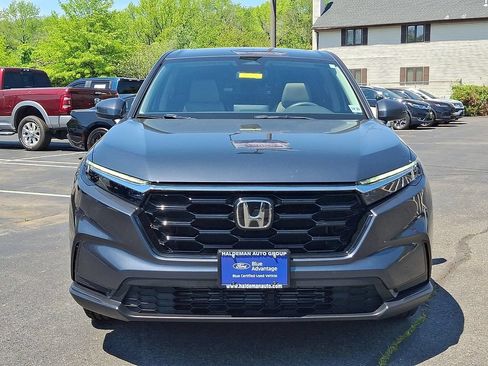 Used 2025 Honda CR-V EX image 2