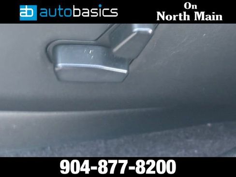 Used 2018 Jeep Grand Cherokee Laredo image 33