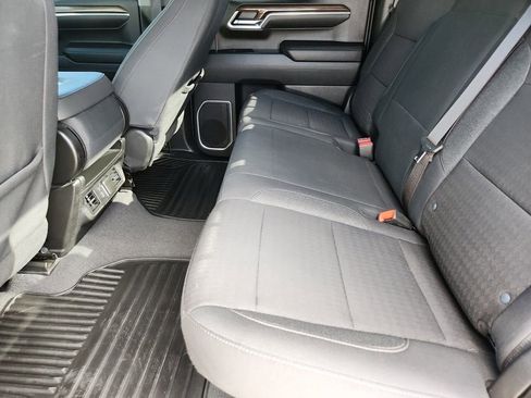 Used 2024 Chevrolet Silverado 1500 LT image 13