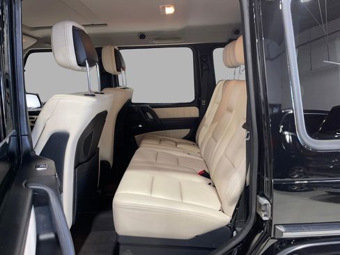Used 2017 Mercedes-Benz G 550 image 21