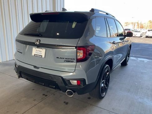 Certified 2024 Honda Passport Black Edition image 25