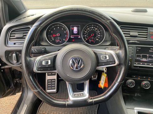 Used 2017 Volkswagen GTI S FWD image 14